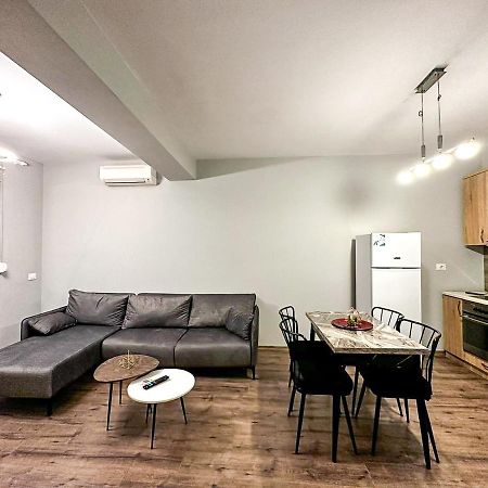 New Bazaar 1Bd Modern Apartment Tirana Extérieur photo